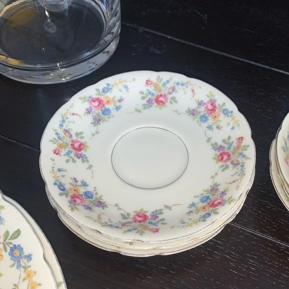 KPM Royal Ivory- Riviera Floral Pattern Set of 4 China